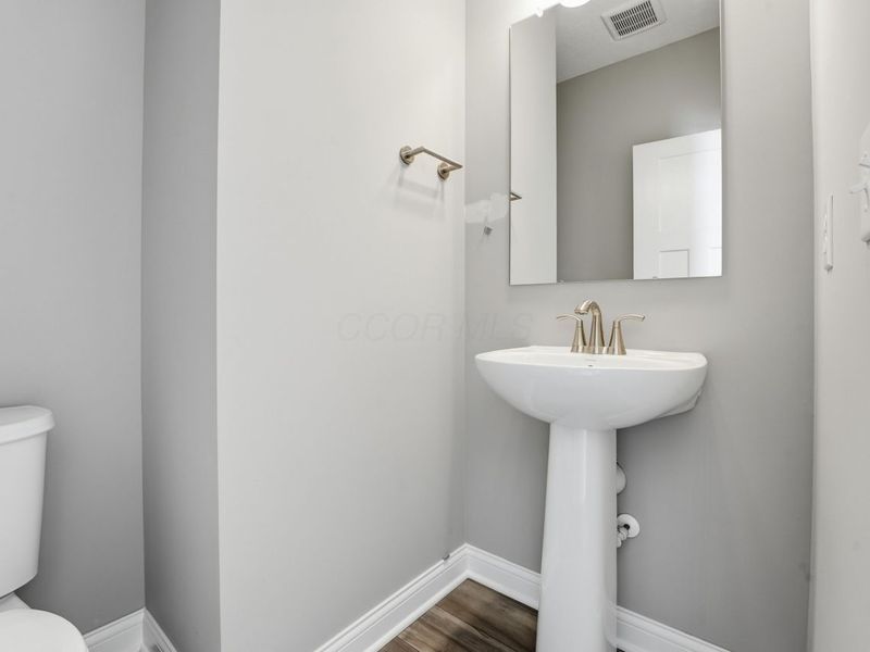 996 Heimat Haus Drive, Grove City, OH 43123 Photo 18