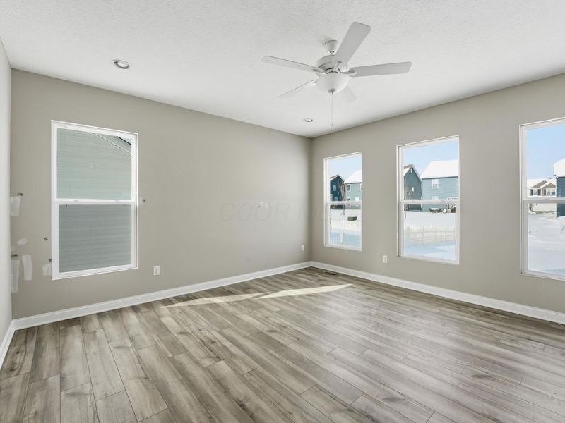 996 Heimat Haus Drive, Grove City, OH 43123 Photo 5