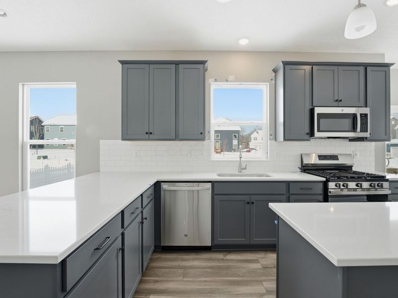 996 Heimat Haus Drive, Grove City, OH 43123 Photo 9