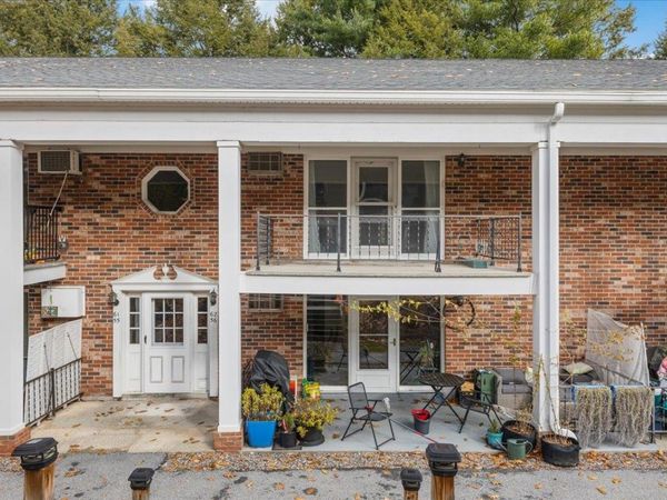 100 Kennedy Drive, Unit 62, South Burlington, VT 05403