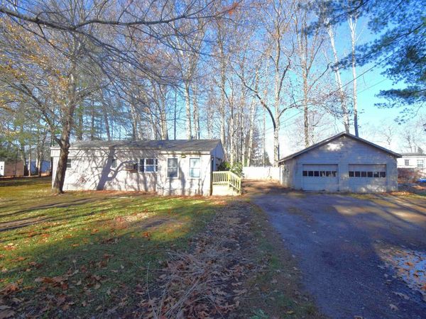 6 Dow Street, Exeter, NH 03833