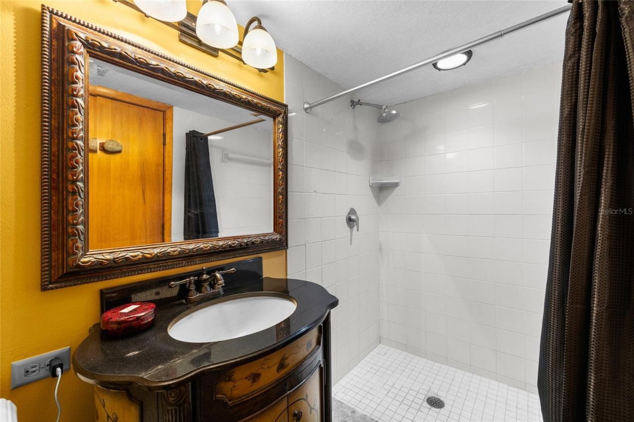 1221 N Riverhills Drive, Temple Terrace, FL 33617 Photo