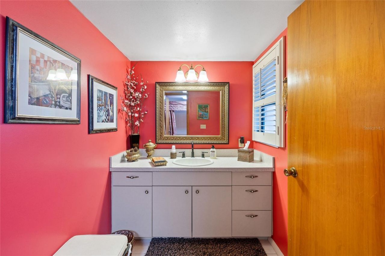 1221 N Riverhills Drive, Temple Terrace, FL 33617 Photo