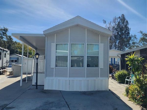 1674 UNIVERSITY PARKWAY, Unit 52, SARASOTA, FL 34243