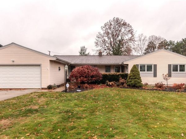 2500 Deborah Drive, Beachwood, OH 44122
