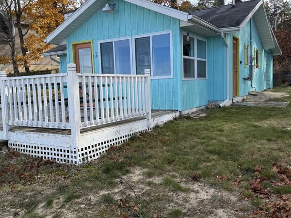 1779 Green Road S, Lake City, MI 49651