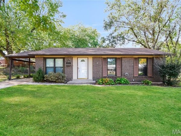 2171 Farthing Court, Florissant, MO 63031