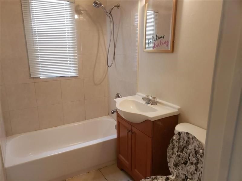 1524 NW 19th Avenue, Unit 1524, Fort Lauderdale, FL 33311 Photo