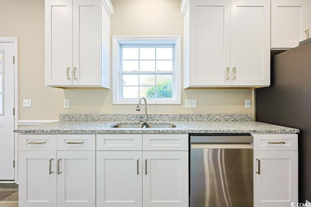 104 Jessica Lakes Dr. Photo 11