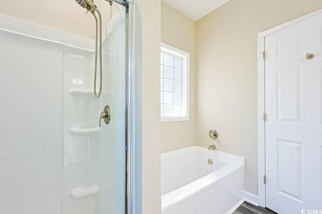 104 Jessica Lakes Dr. Photo 17