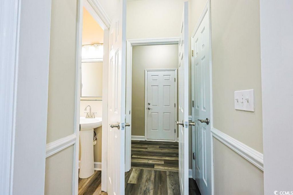 104 Jessica Lakes Dr. Photo 32