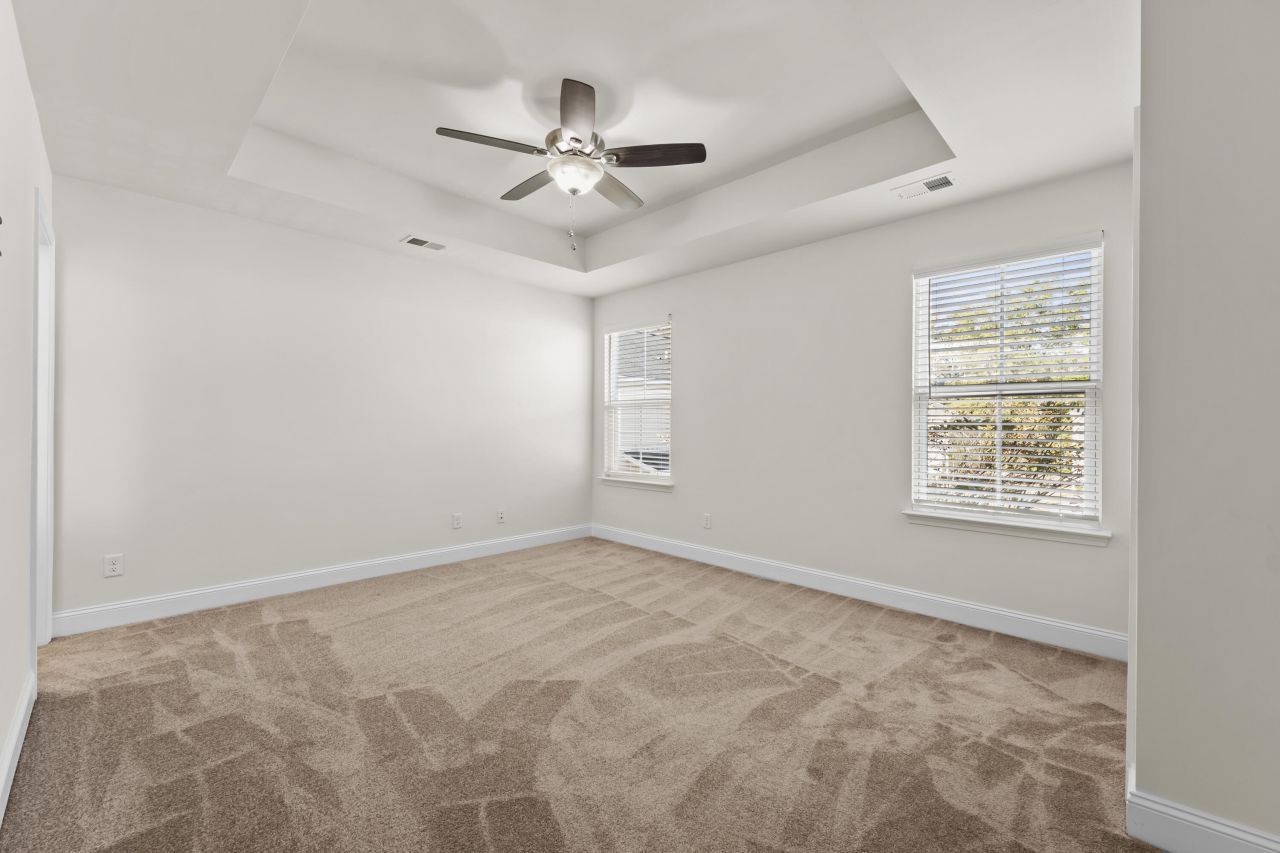 108 Alston Street Photo 14