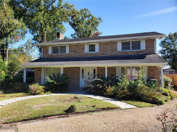 307 MIDWAY Drive, River Ridge, LA 70123
