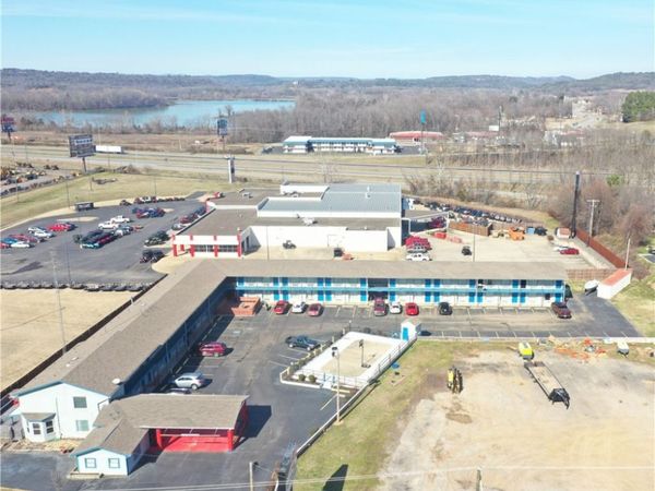 204 Lake Front Drive, Russellville, AR 72802