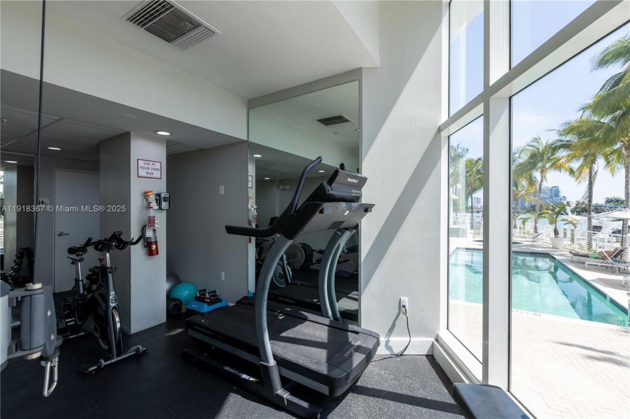 6580 Indian Creek Dr, Unit 310, Miami Beach, FL 33141 Photo