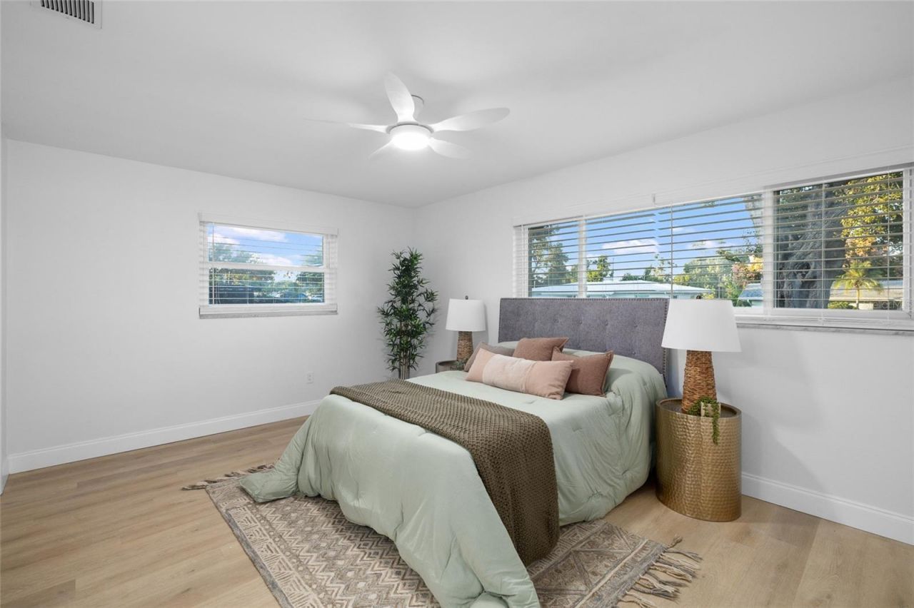 1711 S Patlin Circle, Largo, FL 33770 Photo