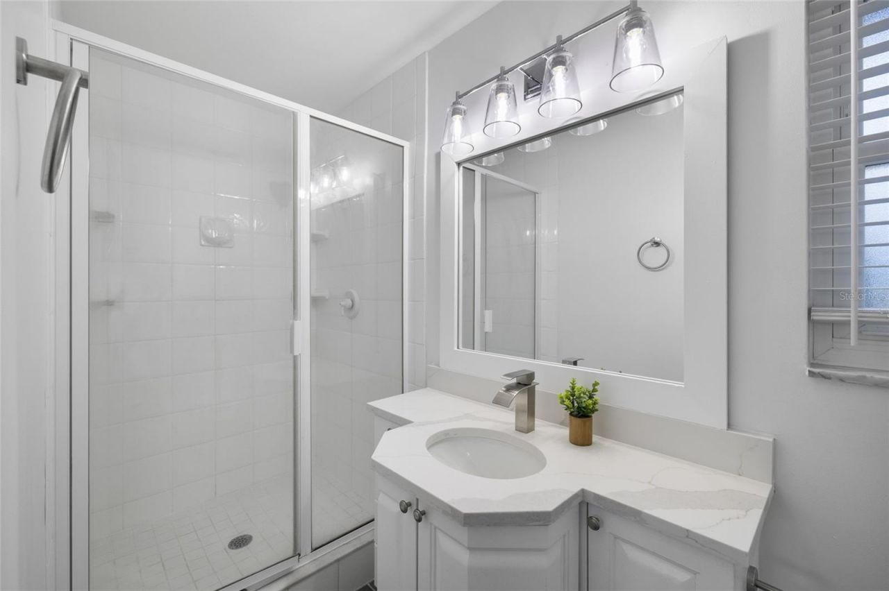 1711 S Patlin Circle, Largo, FL 33770 Photo