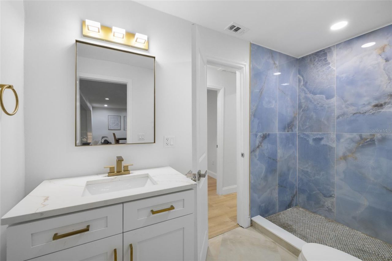 1711 S Patlin Circle, Largo, FL 33770 Photo