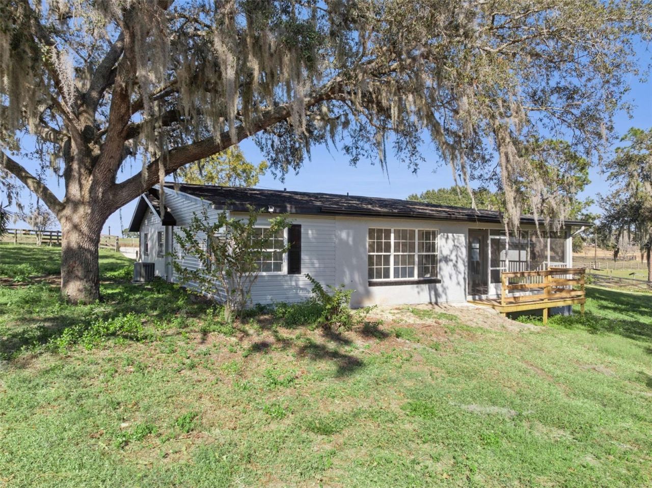 4432 Marion County Road, Weirsdale, FL 32195 Photo