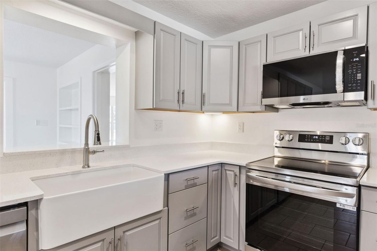 4432 Marion County Road, Weirsdale, FL 32195 Photo