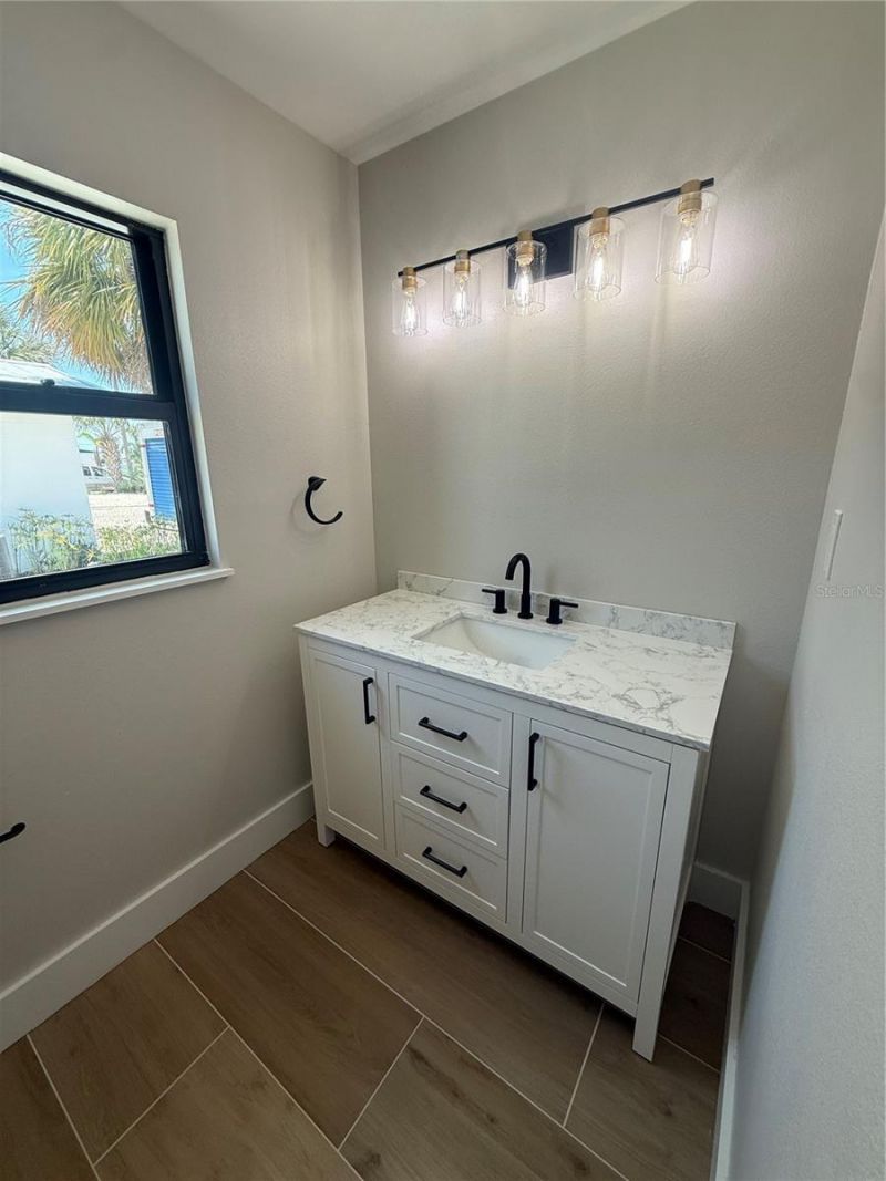 808 25th Avenue W, Palmetto, FL 34221 Photo