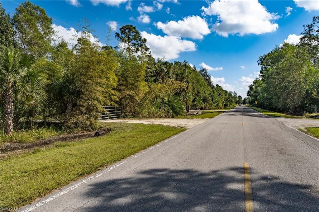 1065 Sanctuary Rd, Naples, FL 34120 Photo