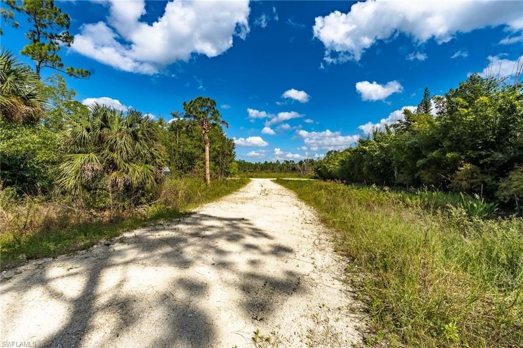 1065 Sanctuary Rd, Naples, FL 34120 Photo