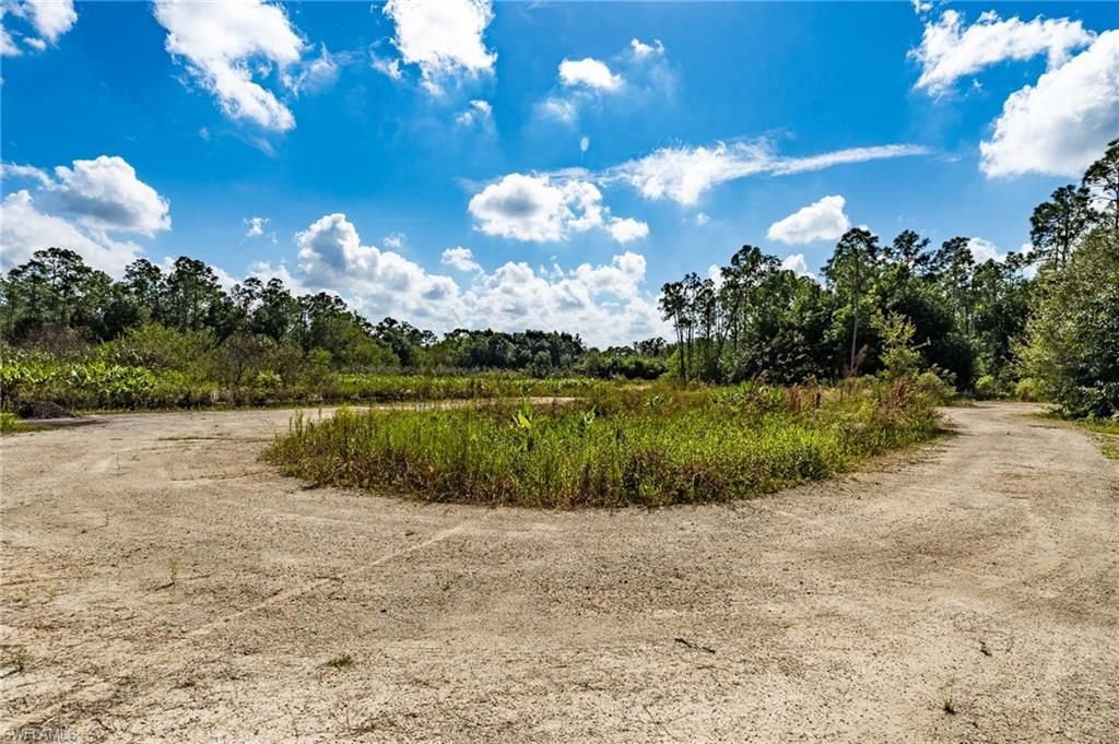 1065 Sanctuary Rd, Naples, FL 34120 Photo