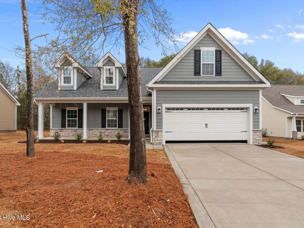 225 Telluride Court, Aberdeen, NC 28315