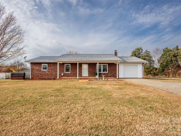 2890 Hobson Road, Cleveland, NC 27013