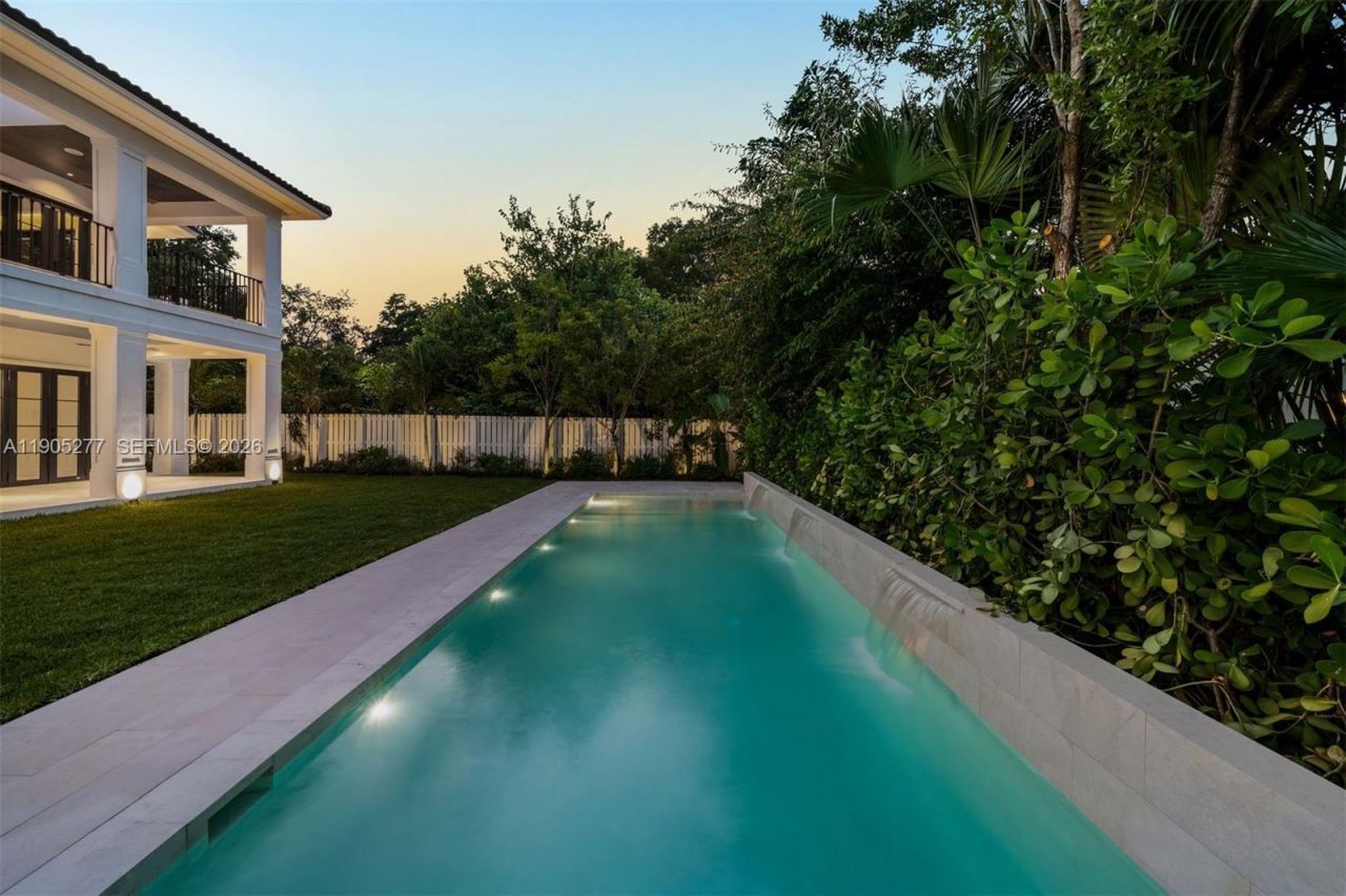 4191 Battersea Rd, Miami, FL 33133 Photo