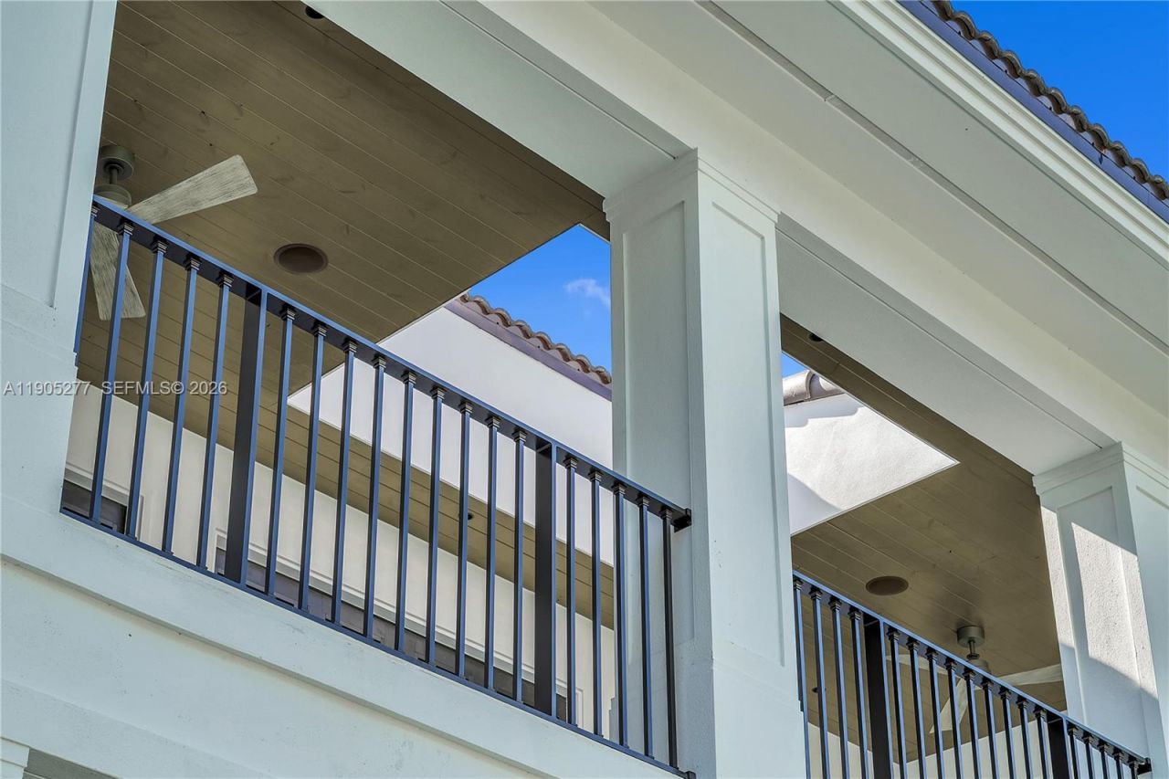 4191 Battersea Rd, Miami, FL 33133 Photo