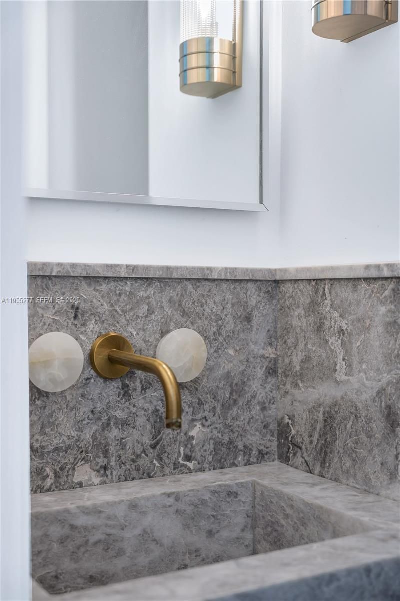 4191 Battersea Rd, Miami, FL 33133 Photo