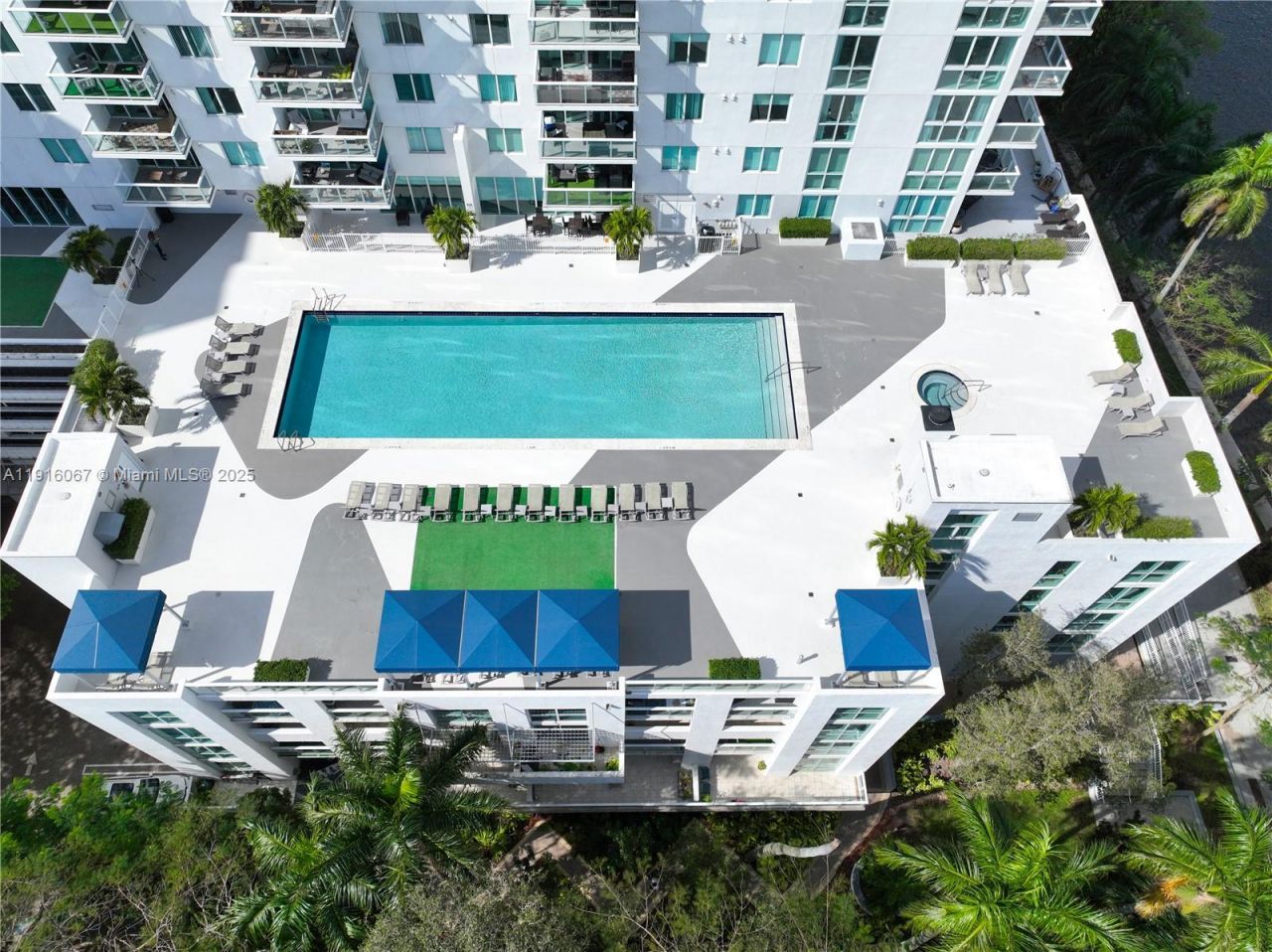 1871 NW S River Dr, Unit 1804, Miami, FL 33125 Photo