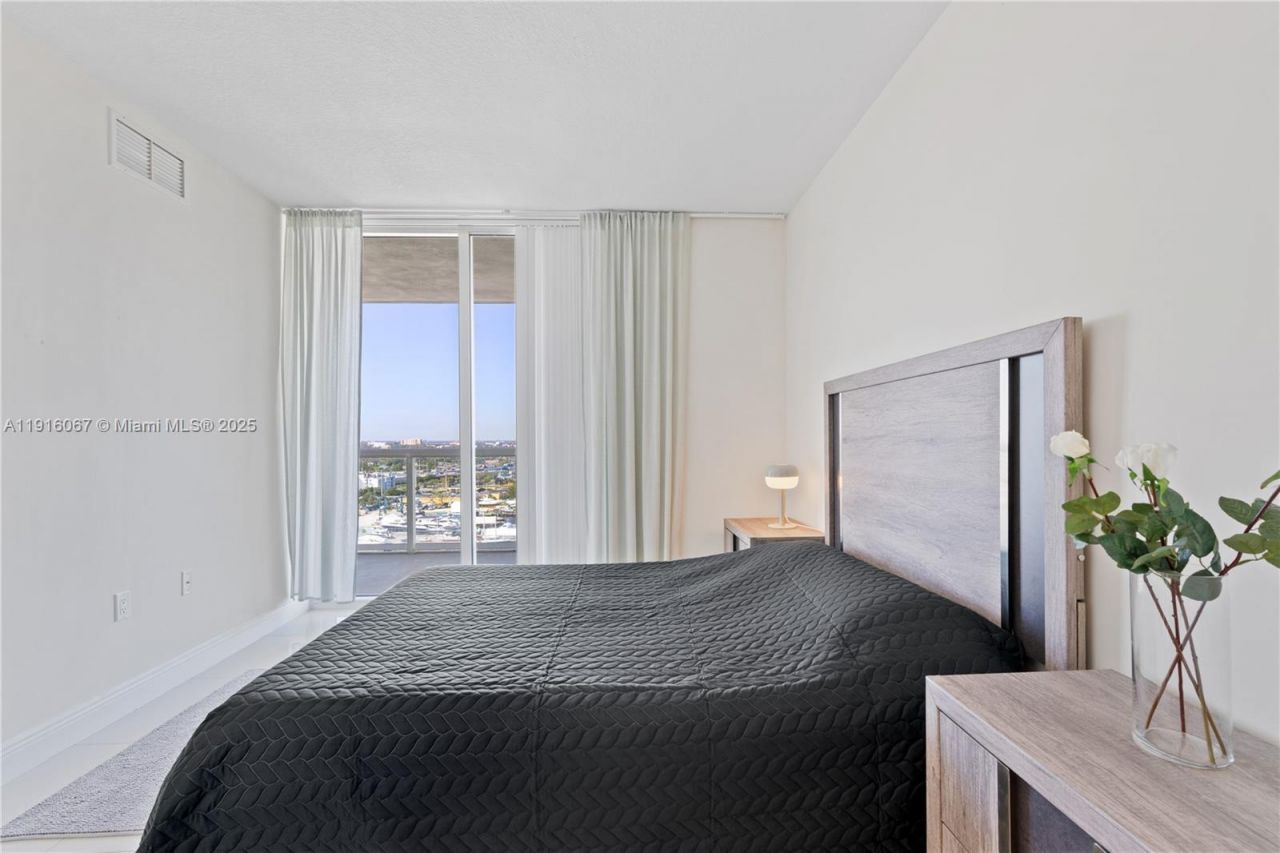 1871 NW S River Dr, Unit 1804, Miami, FL 33125 Photo