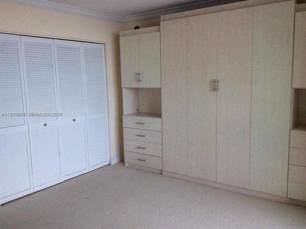 2333 Brickell Ave, Unit 2215, Miami, FL 33129 Photo