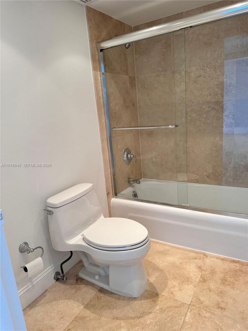 2333 Brickell Ave, Unit 2215, Miami, FL 33129 Photo