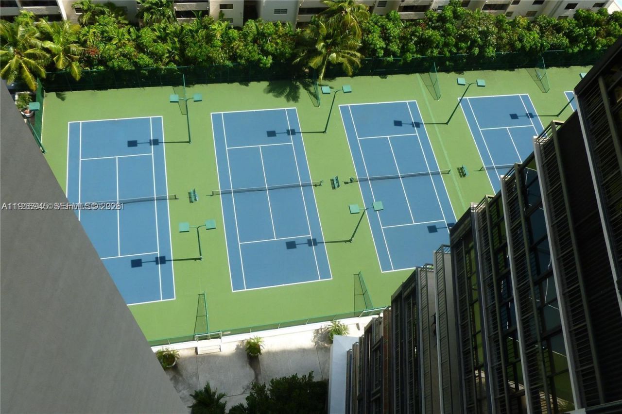 2333 Brickell Ave, Unit 2215, Miami, FL 33129 Photo