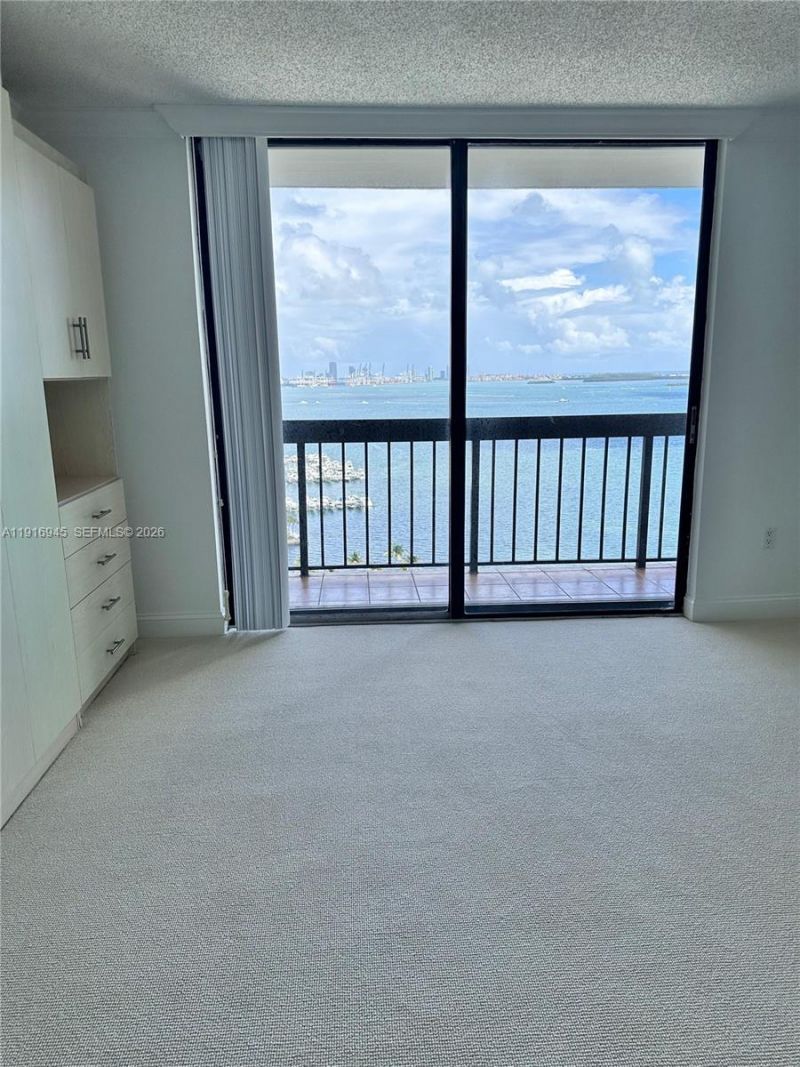 2333 Brickell Ave, Unit 2215, Miami, FL 33129 Photo