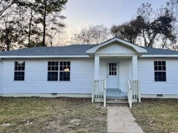 401 S Foster Dr., Tupelo, MS 38801