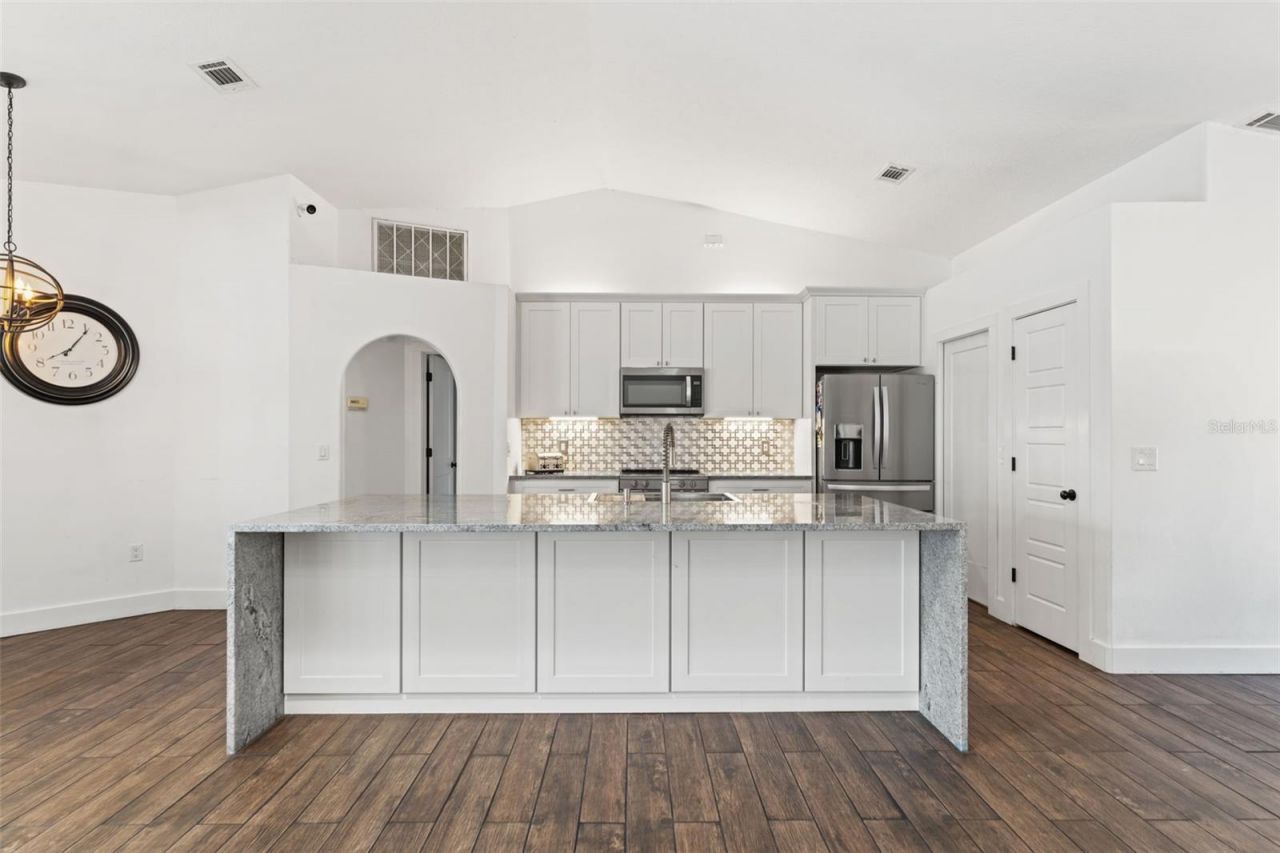 5412 Golddust Road, Spring Hill, FL 34609 Photo