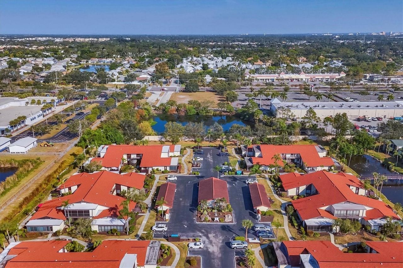 5400 34th Street W, Unit B17, Bradenton, FL 34210 Photo