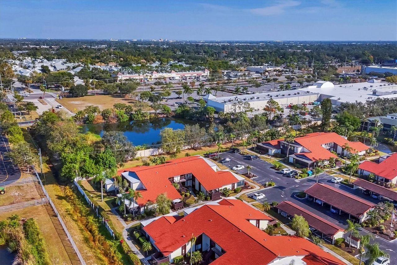 5400 34th Street W, Unit B17, Bradenton, FL 34210 Photo