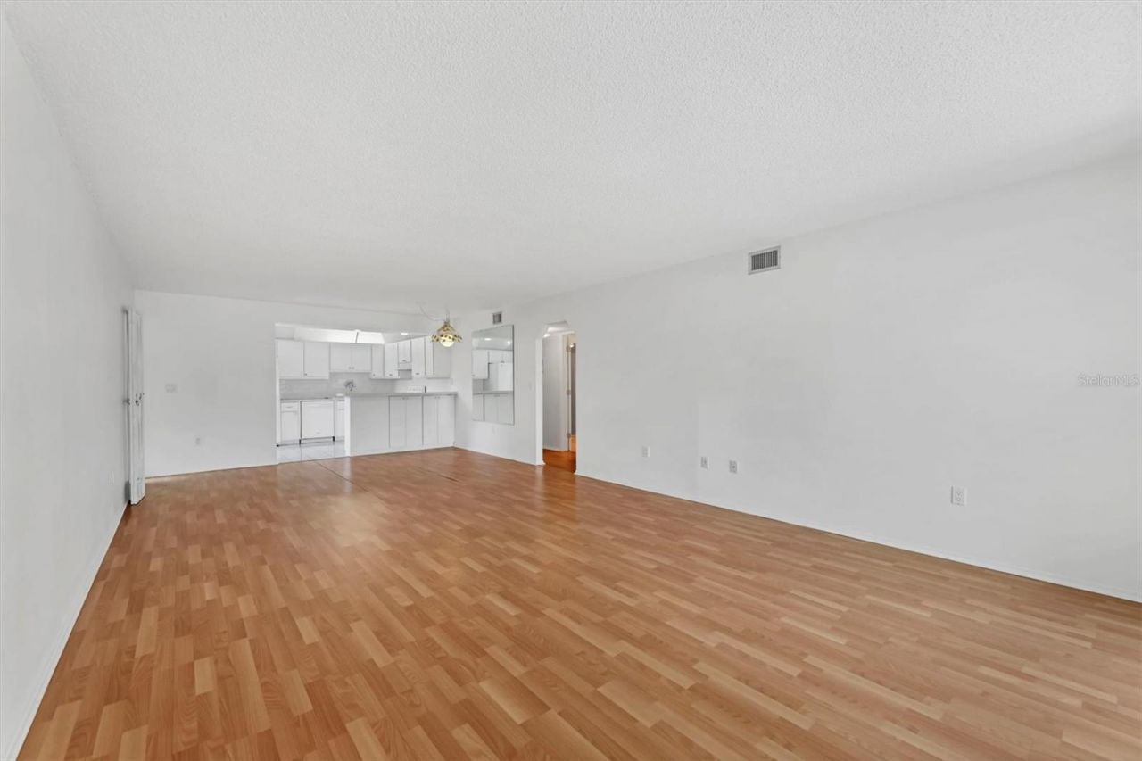 5400 34th Street W, Unit B17, Bradenton, FL 34210 Photo