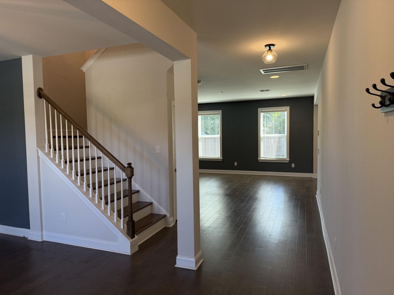 3258 Timberline Drive Photo 4