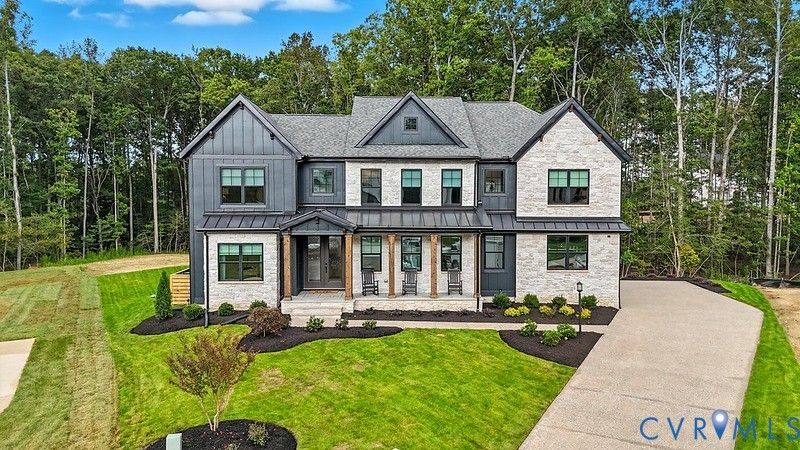 17402 Singing Bird Court Moseley, VA 23120