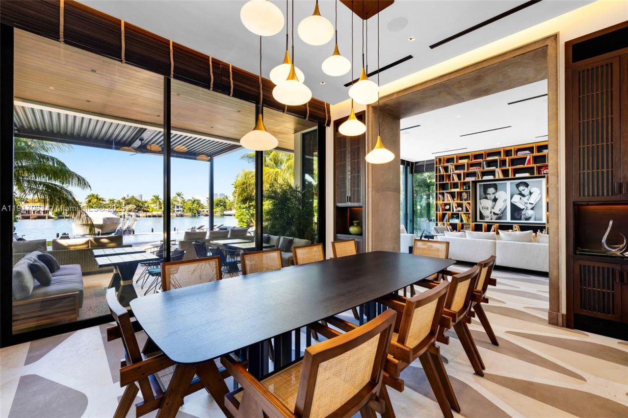 200 W Rivo Alto Dr, Miami Beach, FL 33139 Photo