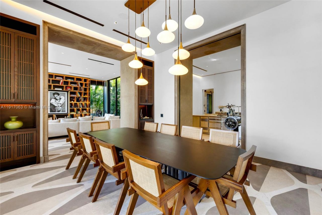 200 W Rivo Alto Dr, Miami Beach, FL 33139 Photo