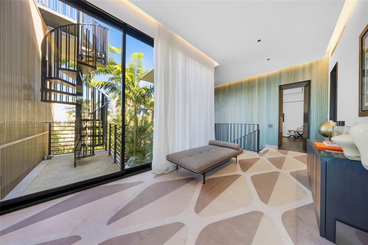 200 W Rivo Alto Dr, Miami Beach, FL 33139 Photo