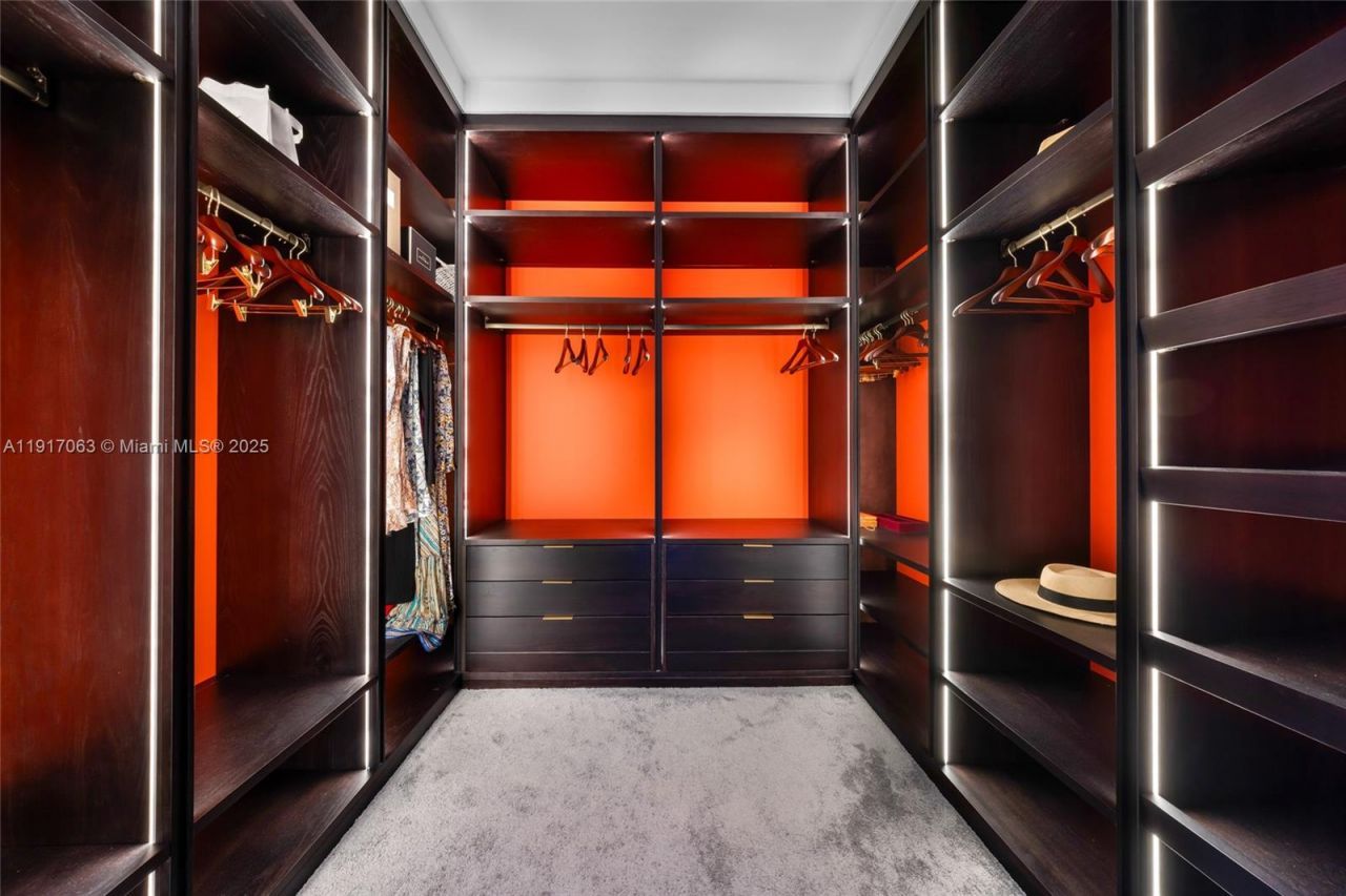 200 W Rivo Alto Dr, Miami Beach, FL 33139 Photo